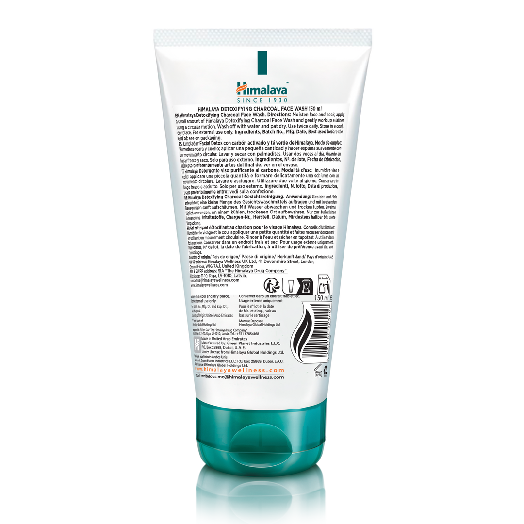 Himalaya Detoxifying Face Wash with Activated Charcoal & Green Tea - 150 ml
