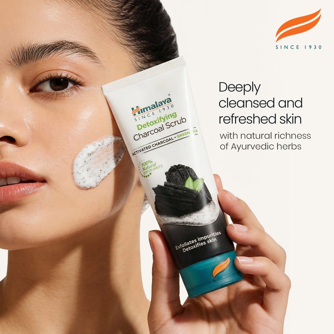 Himalaya Detoxifying Charcoal Scrub - 75ml